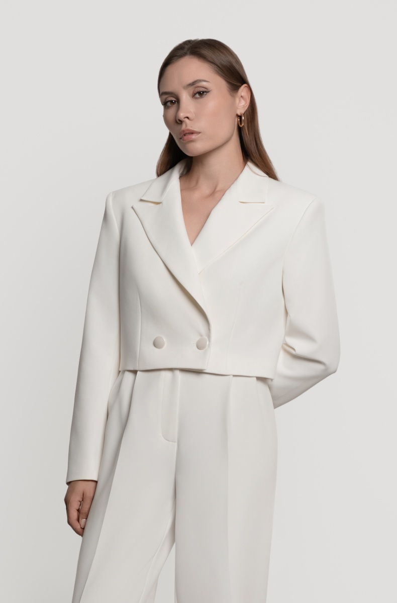 Cropped straight-cut blazer, milk white