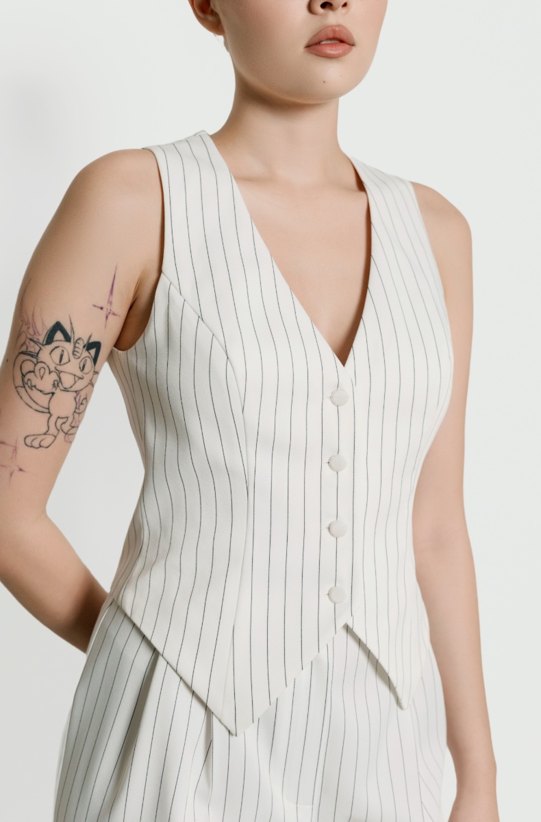 Fitted waistcoat, pinstripe on white