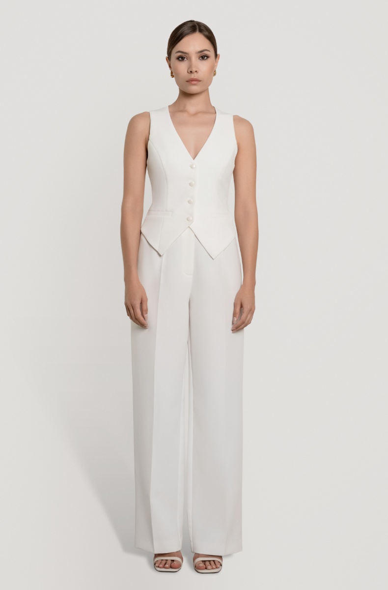 Fitted waistcoat, milk white