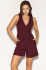 High-waisted shorts with pleats, dark cherry